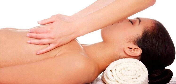 Massage zur Vergrößerung der Brust